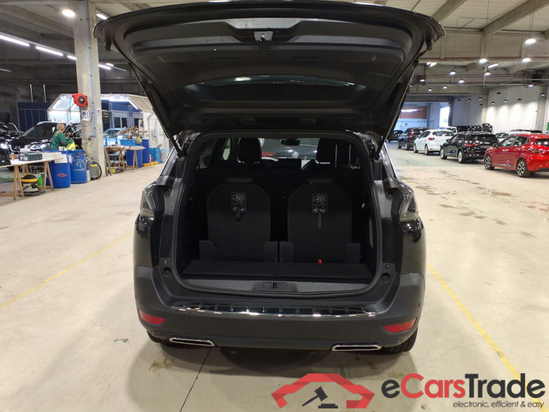 PEUGEOT 5008 1.5 BLUEHDI 130 AUTO GT #2