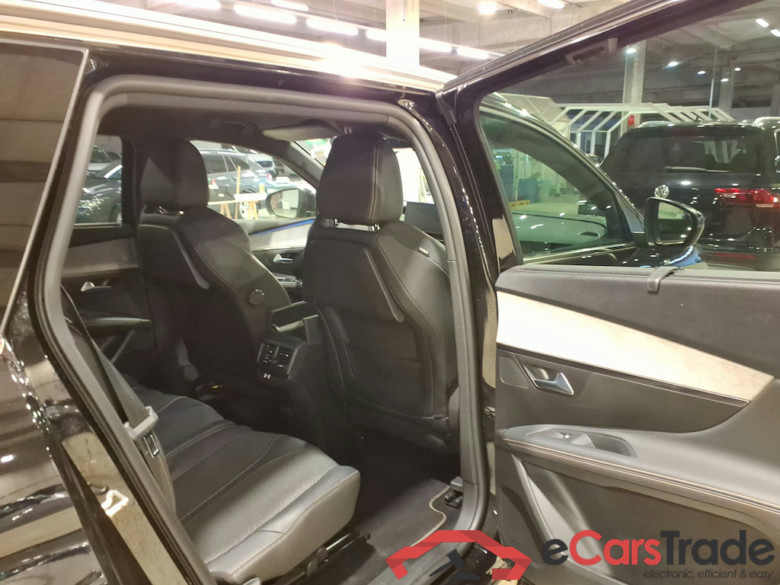 PEUGEOT 5008 1.5 BLUEHDI 130 AUTO GT #4