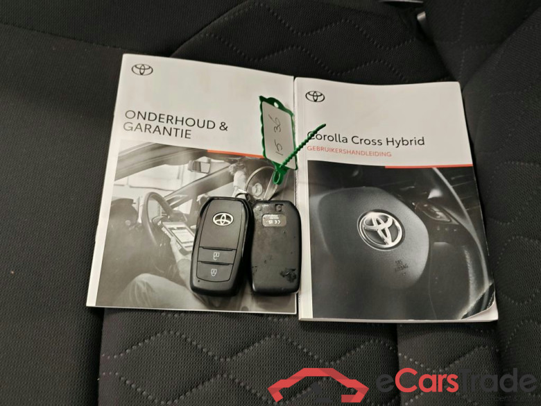 Toyota Corolla Cross 2.0 High Power Hybrid Active Automaat 5d #4