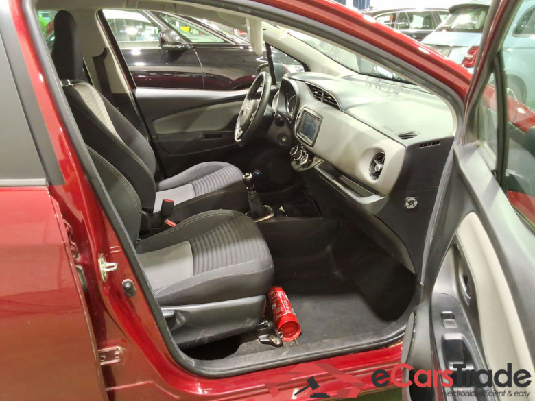 TOYOTA YARIS - 2017 1.5i Dual VVT-iE Connect #6